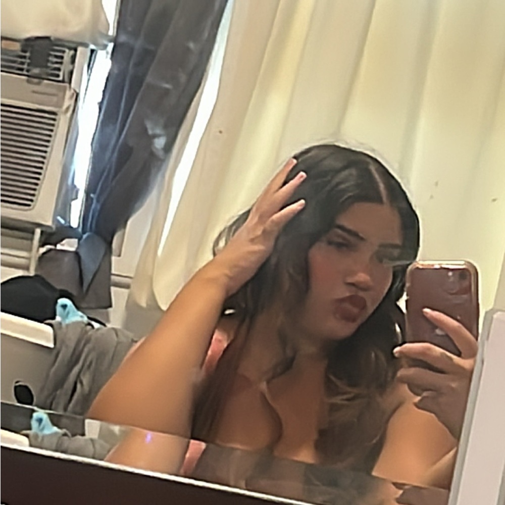 Meet your Posher, Trinity